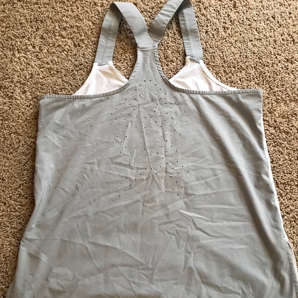 Zella work our tank - Picture 3 of 3